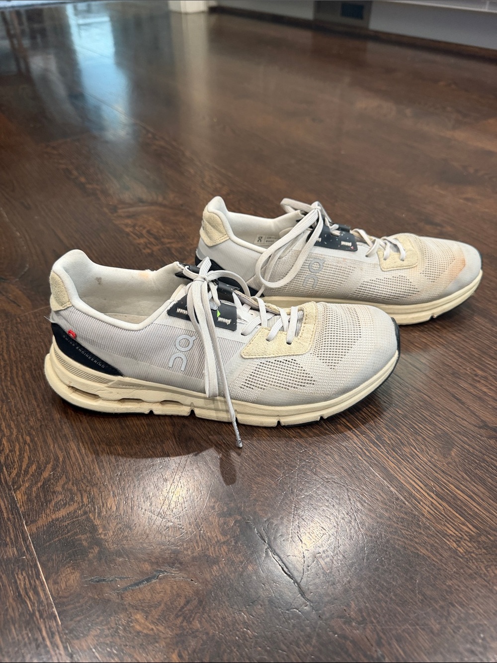 On Running Women's Grey and Black Athletic Running Shoes